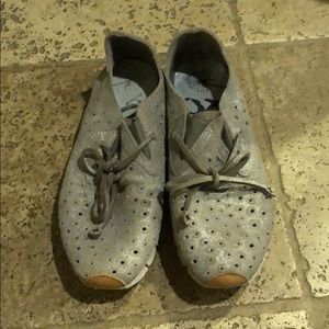 fashion sneaker